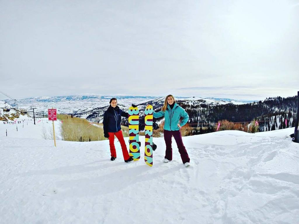MissKatherineLK's tweet photo. #parkcity #snowbarding #burton #patagonia https://t.co/gninIbEAb9 https://t.co/nb4Vwb9AyB