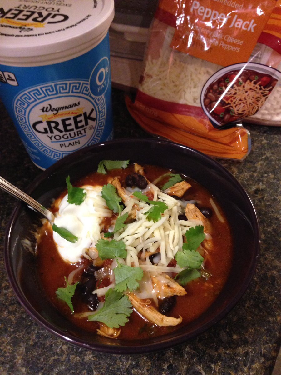 KSnutritionRDN's tweet photo. Chicken tortilla soup topped w/Greek yogurt and cheese #RDNapproved #tinacooks #JMANeats #loveWEGMANS https://t.co/9WszkP6qdQ