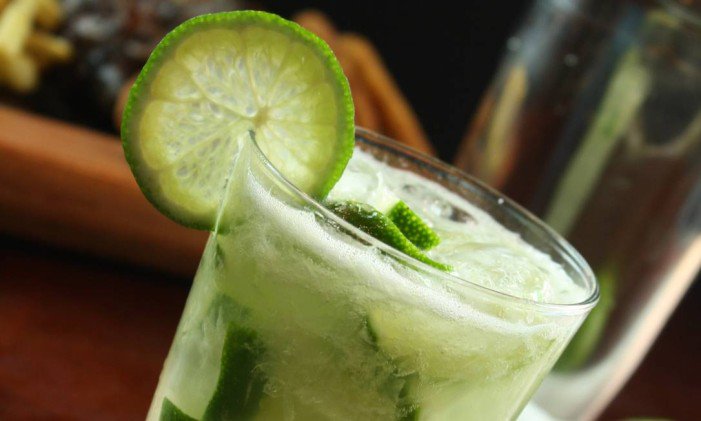Imposto 'bebe' até 80% da caipirinha e outros itens. glo.bo/2kTK19h