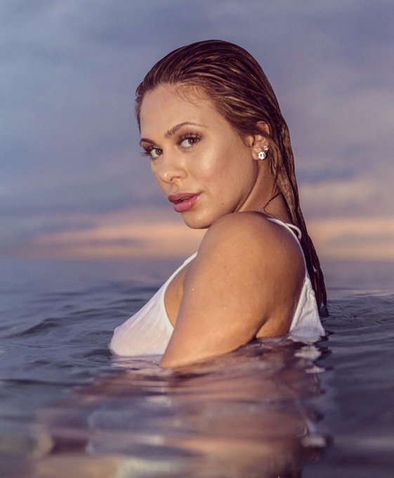 Dream without fear.. love without limits https://t.co/xopLb3glKa<a href="/tag/houston"class="tags"><span>#houston</span></a><a href="/tag/cle"class="tags"><span>#cle</span></a>