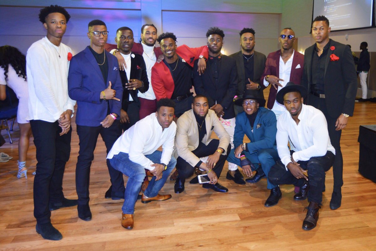 KingSeun3's tweet photo. The @UNT_Alphas #BuildABae2k17 #UNTASODateAuction takeover 🌹

Pick one... https://t.co/gmgVYEDrZG
