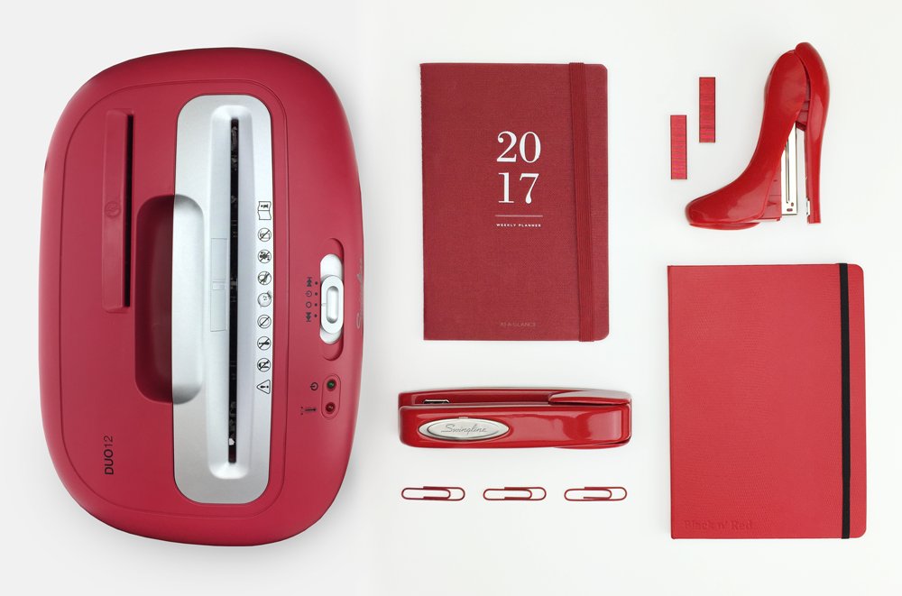 swingline's tweet photo. Get inspiRED in the office with red accessories. #SwingIntoStyle https://t.co/cfcxvB5L5D