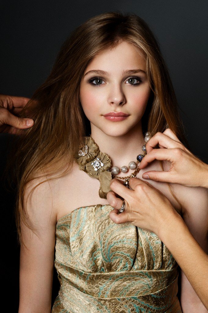 HAPPY BIRTHDAY CHLOE GRACE MORETZ!! 