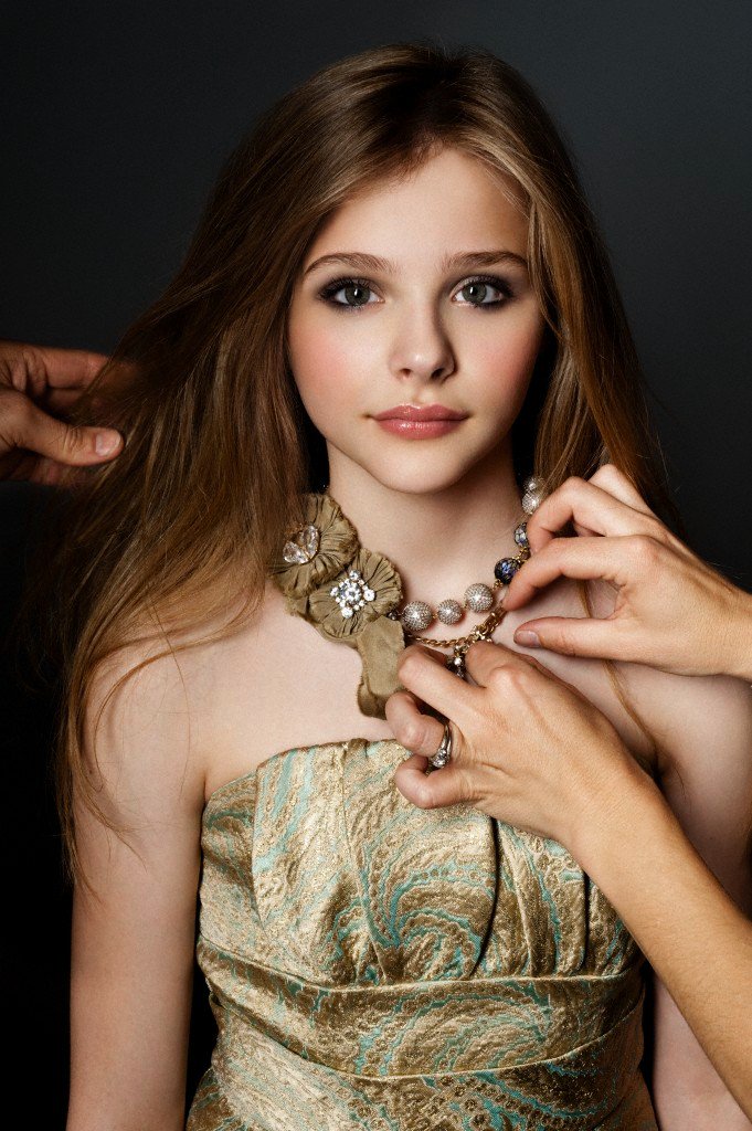 HAPPY BIRTHDAY CHLOE GRACE MORETZ!! 