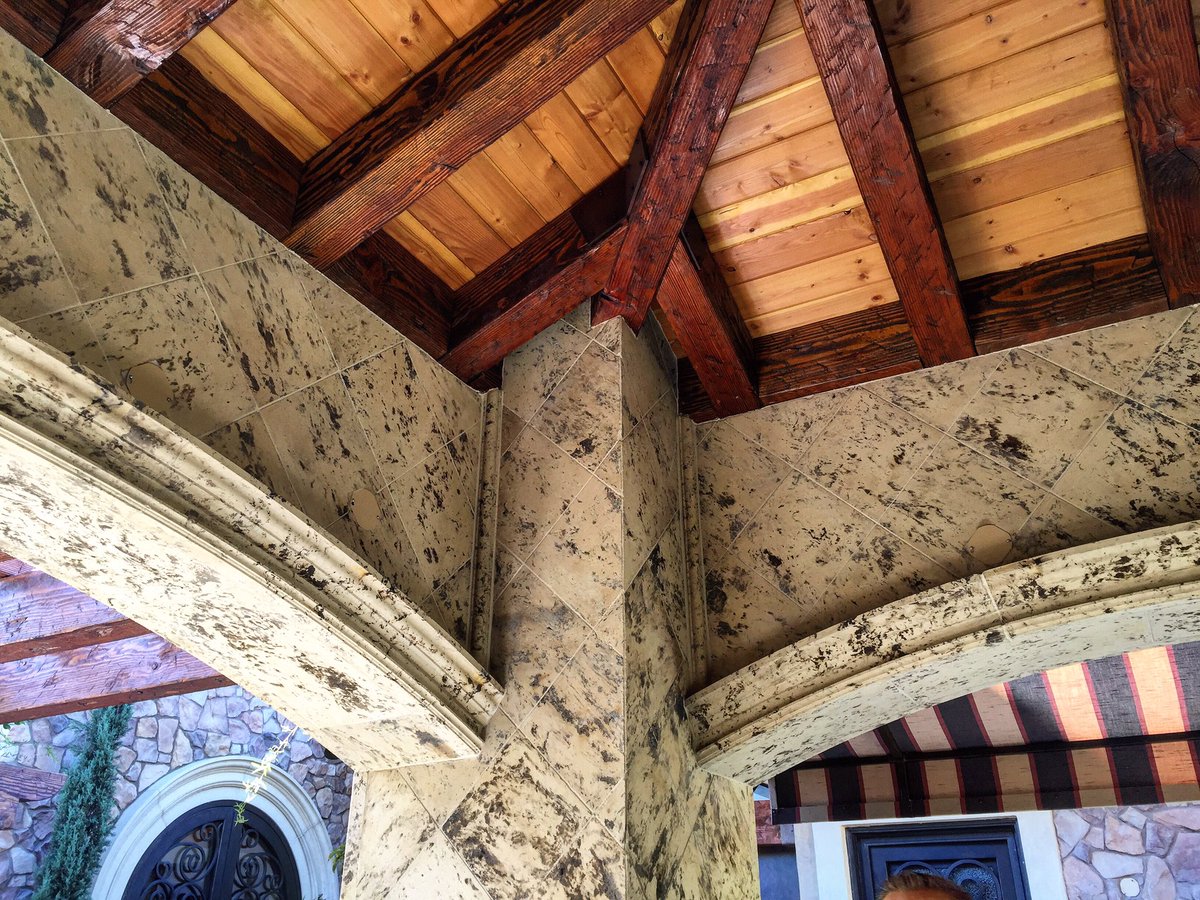 RealmofDesign's tweet image. #Vintage #faux #wood #beams #concrete #wall #pavers #LasVegas #Luxury #saveatree #HomeDecor #construction #remodeling #art #outdoor #rustic