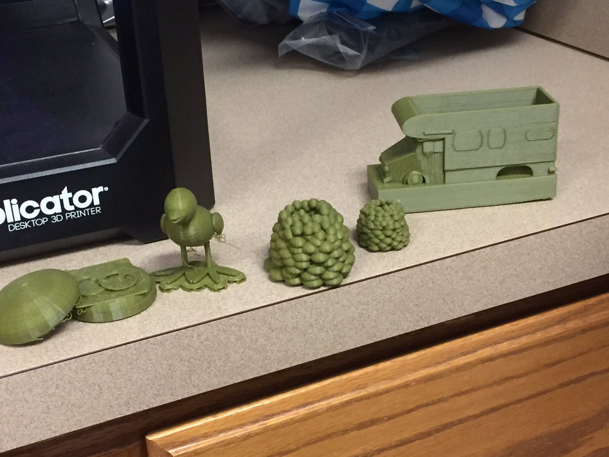 sfxnovicky's tweet photo. Check out our 3D printing designs! https://t.co/fg5JpaiPnh