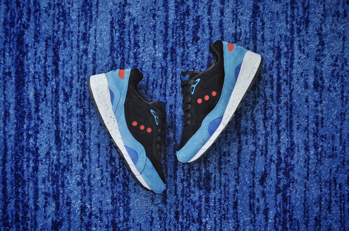 React149's tweet photo. Carpet game strong. #sneakerholics #soletoday #complexkicks #saucony #sauconyoriginals #shadow6000 #onlyinsoho #footpatrol #teamfp https://t.co/xaxPOAKB7K