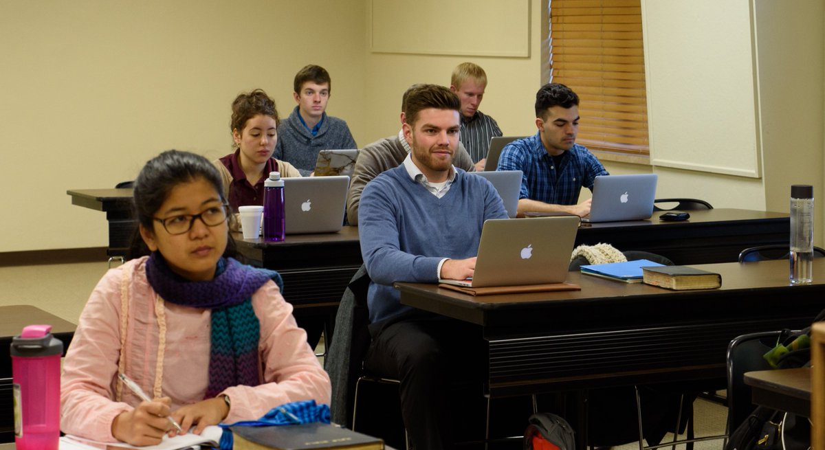 PCG_News's tweet image. Newly renovated classrooms being used by #HWAC freshmen and sophomores for &quot;Life and Teachings&quot; and &quot;Old Testament Survey&quot; respectively.