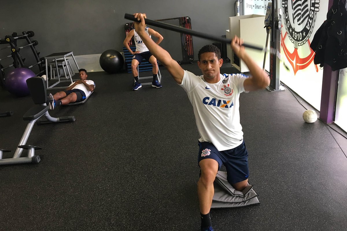 Corinthians's tweet photo. 🏋🏾🏋🏻🏋🏋🏾🏋🏻🏋

📸 Daniel Augusto Jr/Agência Corinthians

#VaiCorinthians ⚪️⚫️⚽️ https://t.co/dLo09Bmq6u