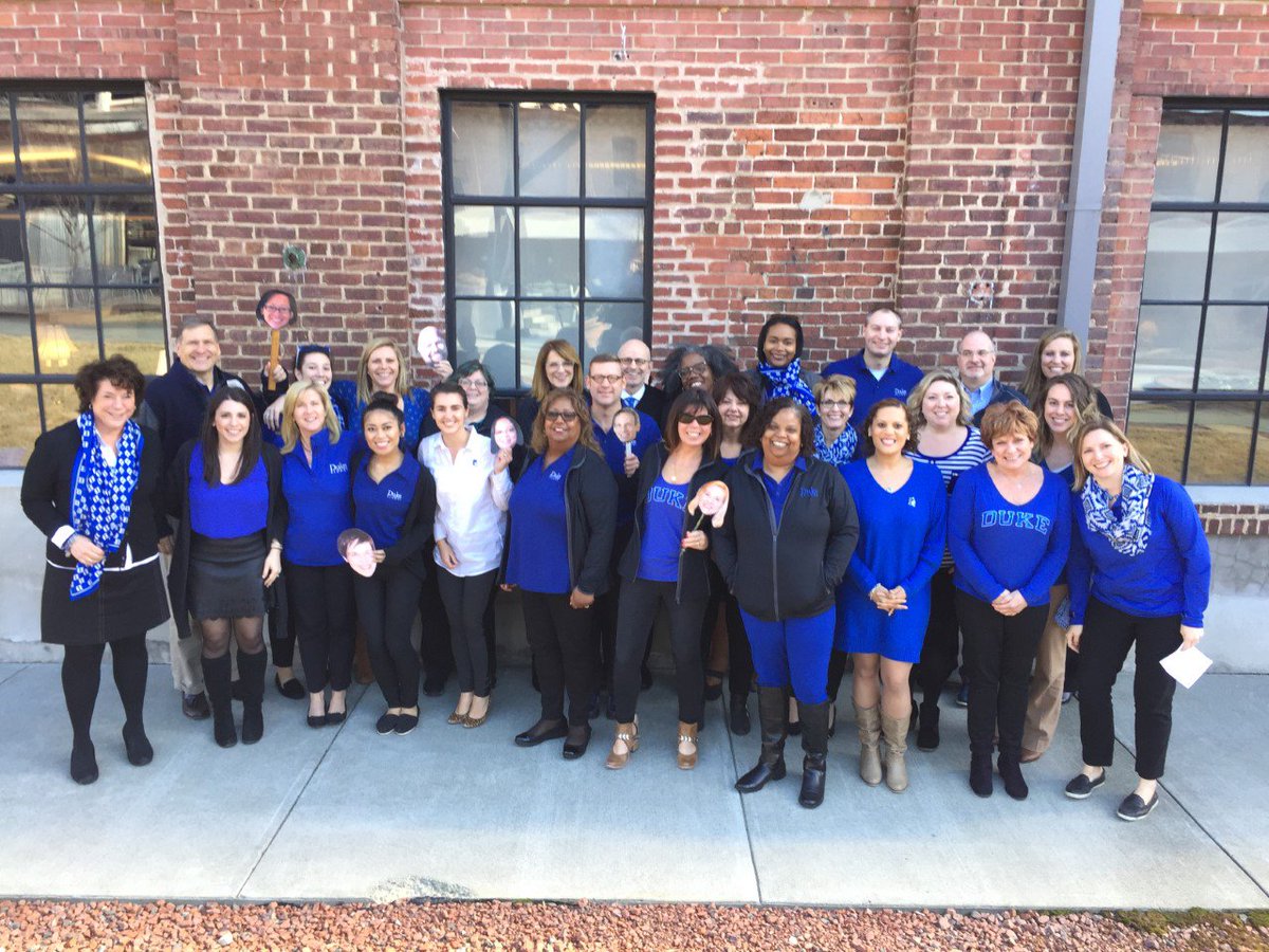 DukeTampaBay's tweet photo. RT @DukeAlumni: Duke Alumni Association is all decked out in blue today. GO DUKE!  #DukeDay #OurBlueisBest https://t.co/wSYEyiPX5t