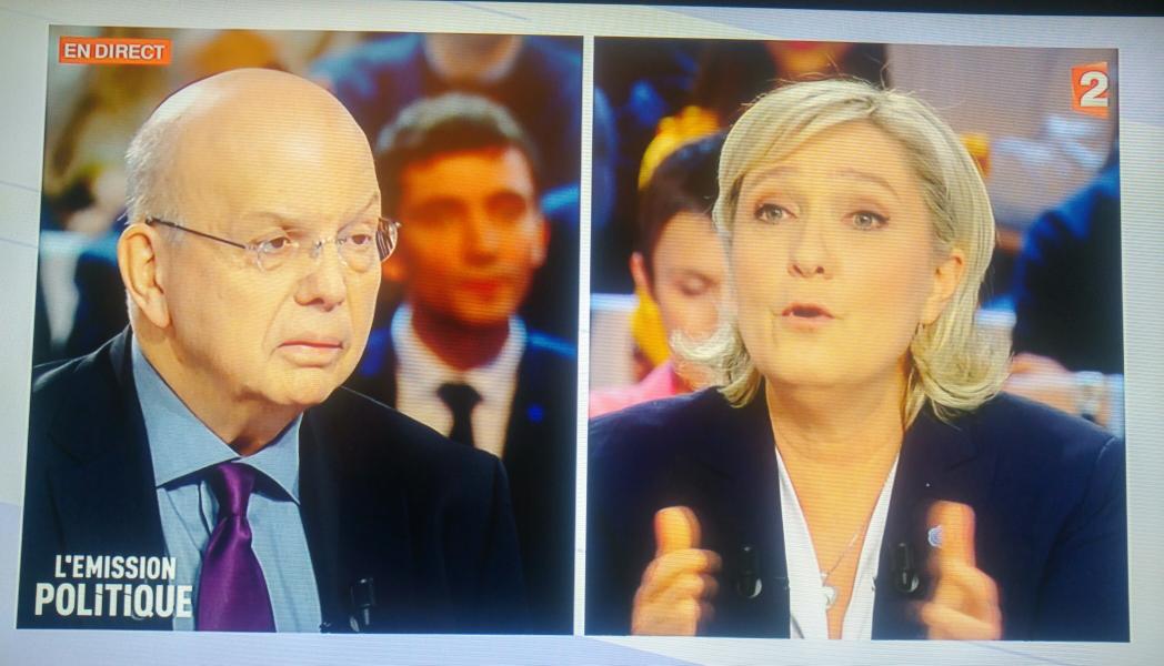 Nain_Portekoi's tweet photo. Inviter Buisson pour contredire Le Pen c'est quand même un peu comme inviter Goebbels pour contredire Hitler. #LEmissionPolitique https://t.co/oYTmkRW9TL