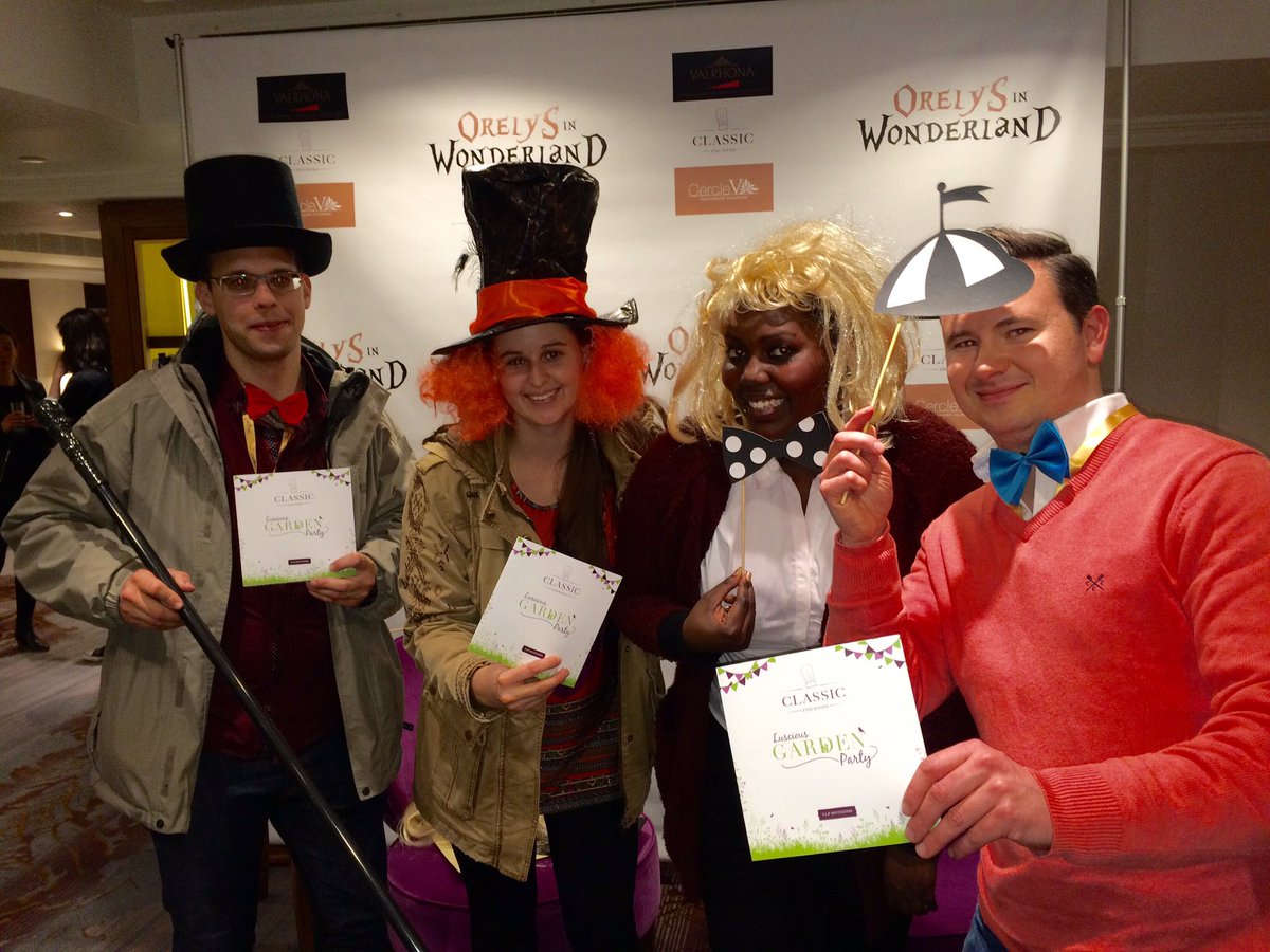 CabralSamcabral's tweet photo. @SimoneMcLean and martin got their invites too @Chernanko @OlivierBATEL @ClassicFineFood https://t.co/yAoVnMtL2c
