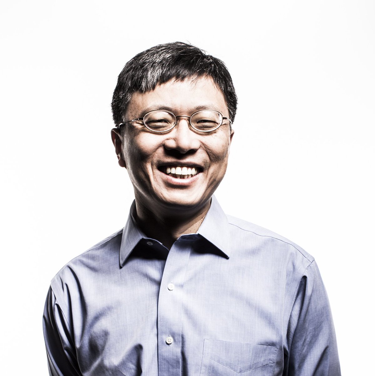 SCSatCMU's tweet photo. Congrats to alum Harry Shum (PhD robotics '96) @Microsoft #AI and Research, for election to @NAE_DC https://t.co/zAfqJBL8Il @CMU_Robotics https://t.co/loy9KgjWKO