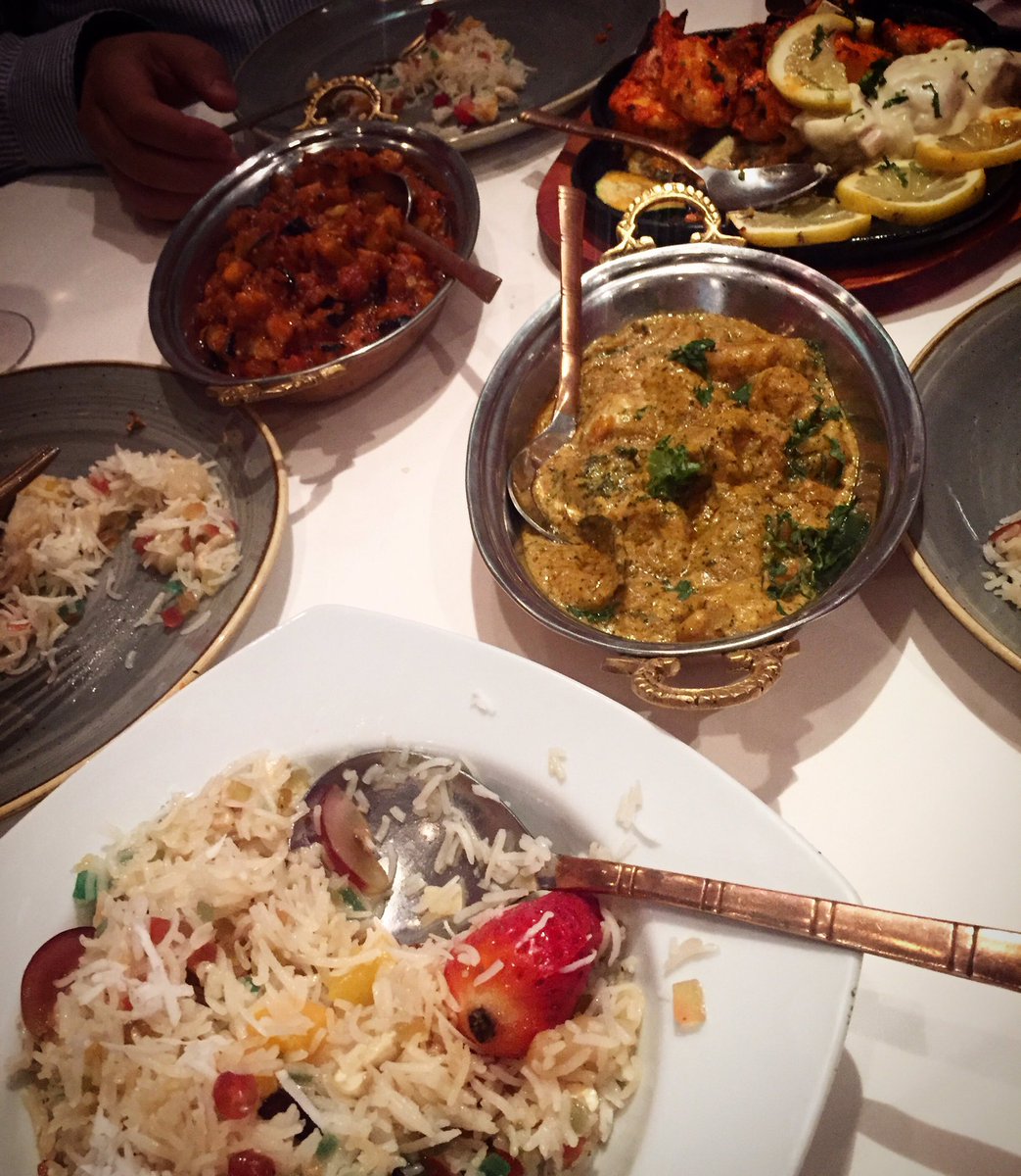 ModoFocaON's tweet photo. Delicias de la India...👌🏼🍴🍲😋 Swagat Indio en Calle Núñez de Balboa, 29 #comidahindu #restauranteindio #indianrestaurant #Madrid #cenarmadrid https://t.co/yYSSchaJiE