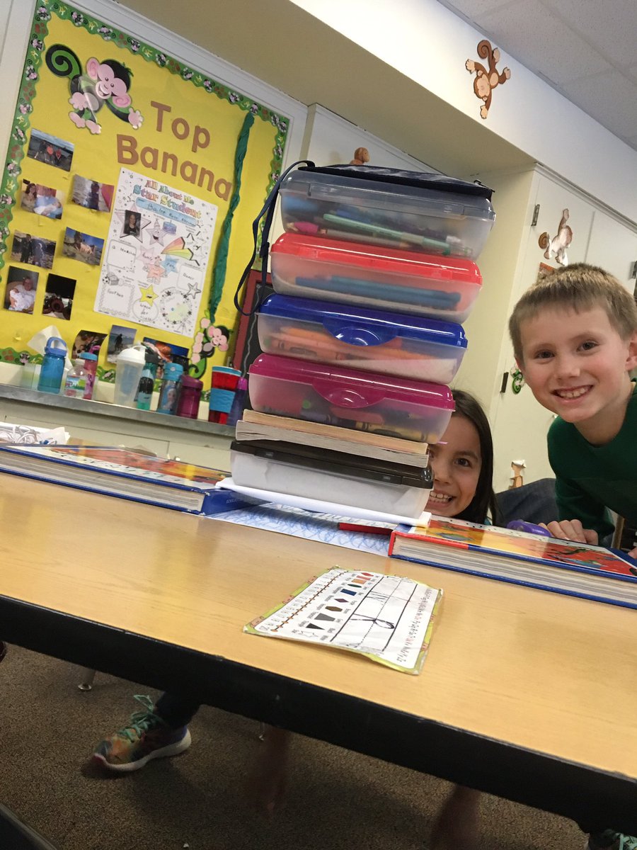millersmonkeys2's tweet photo. Today we worked on teamwork, cooperation, and resilience! #paperbridges #firsttrialrun #trialanderror #creativekiddos https://t.co/0ilpKPzfez