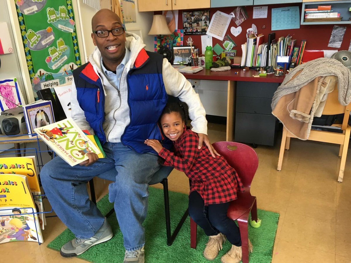poetesscrystal's tweet photo. I LOVE this photo of Quincy &his daughter- he surprised her at her school when he showed up today to he the mystery reader! #DaddiesMatter https://t.co/s4Ndk6vBAD