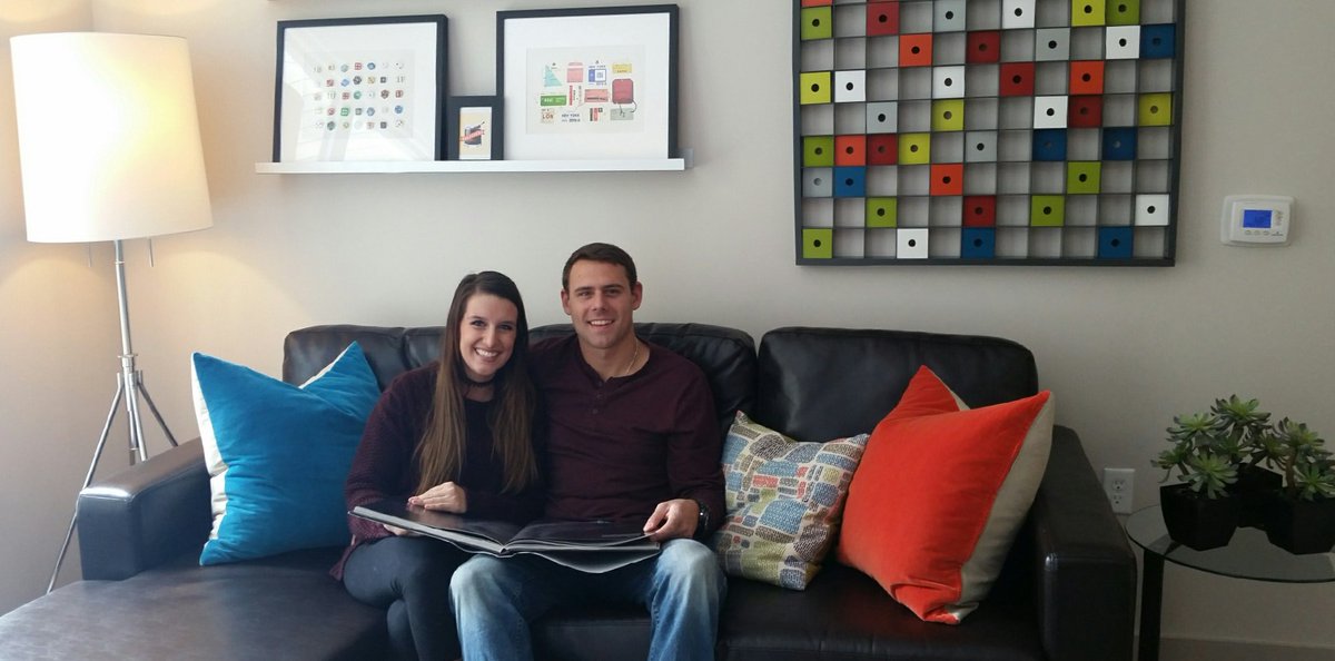 401Lofts's tweet photo. Check out today's #TalkToMeThursday, we are introducing Lisa & Alan! #LoveWhereYouLive #401Lofts #UAkron https://t.co/IjMOT8XRww https://t.co/oINj7hz5Q0