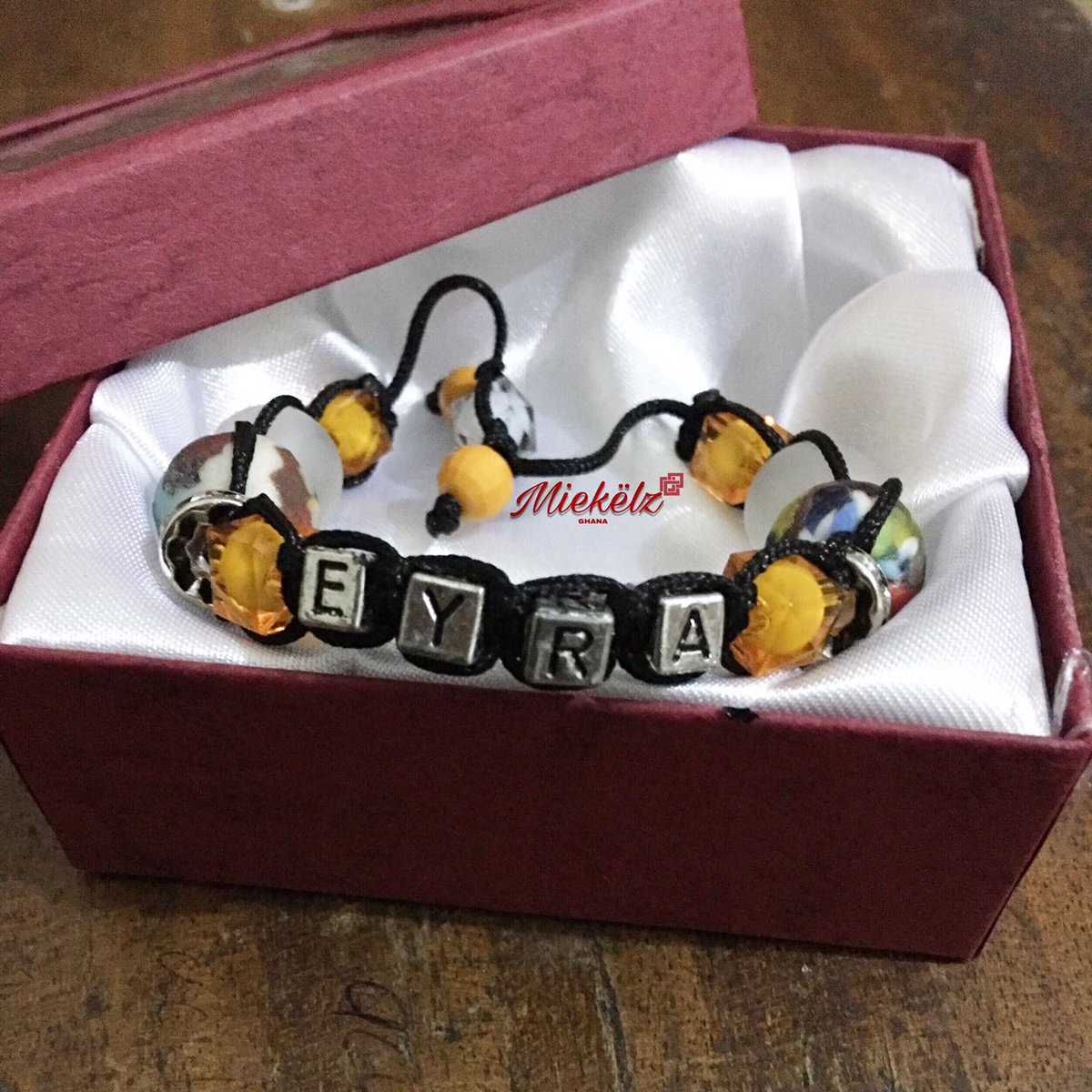 Naadu_Esta's tweet photo. Contact me on 0576148566 to place an order for any of these very beautiful bracelets and watches.... Customized to your preference. https://t.co/SKSwYpOg1e