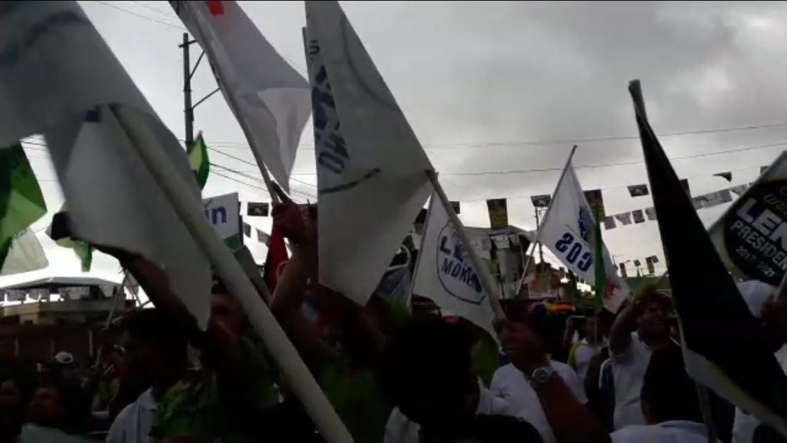 EUPLElOro's tweet photo. #ElOro demostró que @Lenin tiene apoyo total y que será nuestro futuro presidente en #UnaSolaVuelta @EcuadorPorLenin #MachalaConLenin https://t.co/FJZ3vsMo49