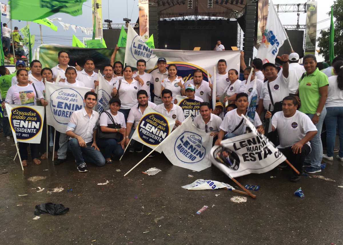 EUPLElOro's tweet photo. #ElOro demostró que @Lenin tiene apoyo total y que será nuestro futuro presidente en #UnaSolaVuelta @EcuadorPorLenin #MachalaConLenin https://t.co/FJZ3vsMo49