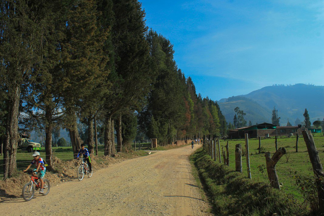 dvbcolombia's tweet photo. Un pequeño recorrido por #Tibasosa #Boyacá en #bicicleta @iamspecialized @Specialized_CO @specializedwmn @ridewithgps #Bike #Travel #cycling https://t.co/cS81HldMR0