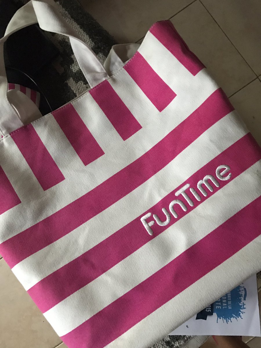 disneydolls16's tweet image. #funtimetips este es el bolso que te da funtime💖