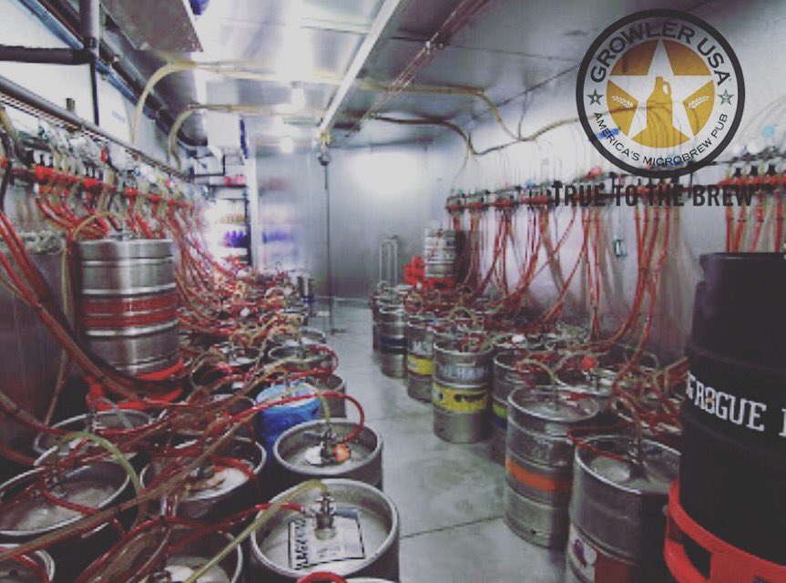 GrowlerHawaii's tweet photo. Come down & get a free tour of our keg room! βοΈ #growlerusahnl #103taps #beer #beerlovers #hawaii #honolulu #kapahulu https://t.co/AEQoCUD0ba