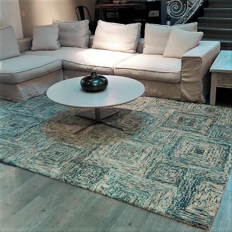 idecoremx's tweet photo. Agrega un toque sofisticado a tu sala con un tapete hecho a mano. 
iDecore: https://t.co/ybUSpIMOzK https://t.co/oq2q305ZhU