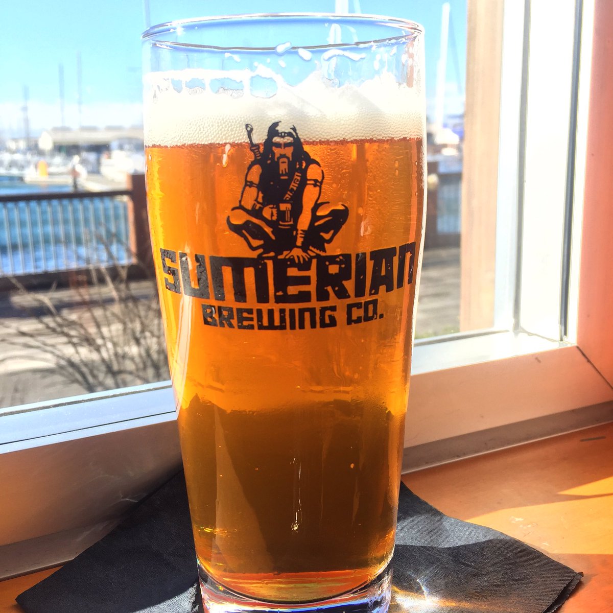 SumerianBrewing's tweet photo. Catching a brew with a view! #wabeer #narcissismipa #sumbeer @lombardisitalianrestaurants #everett https://t.co/lYTqQVoLy6