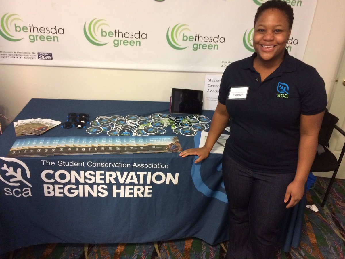 BethesdaGreen's tweet photo. Wonderful turnout at #FieldsOfGreen17 today! Thanks to all students and employers who joined us https://t.co/fcJDYtOMUz