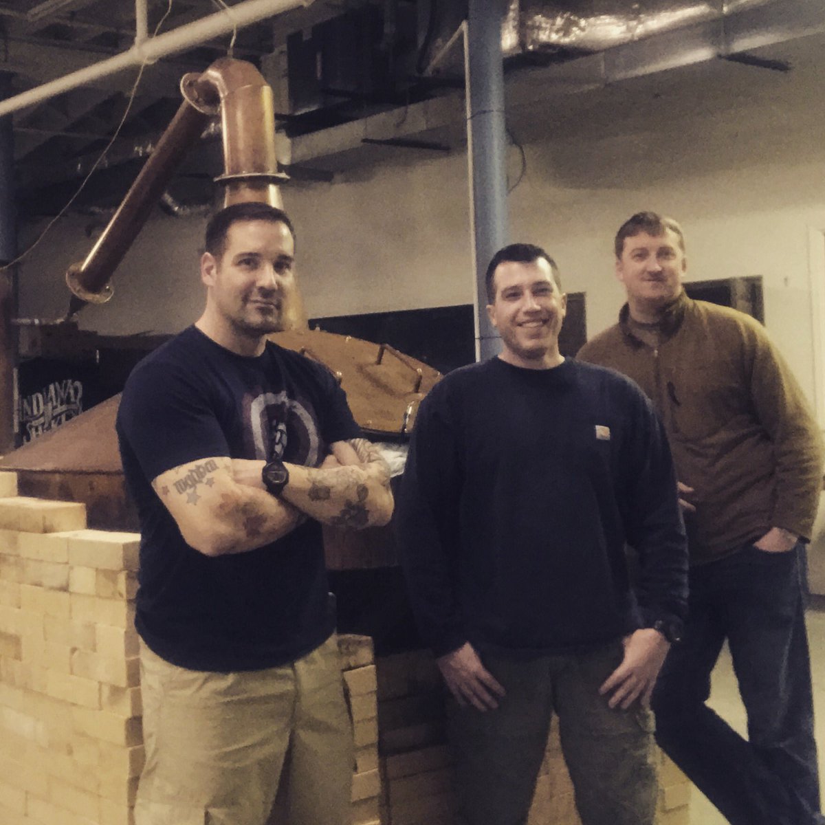 DangerCloseVT's tweet photo. Great times at @inwhiskey with @inwhiskeycharly refining our #whiskeyskills. #dangerclose #veteranowned #veteranspirits https://t.co/wo4bfUUYOd