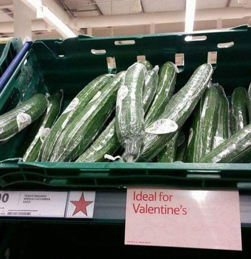 TheMeowU's tweet photo. @angelserotics did you put that sign there!? #cucumbering 😂😂😂 https://t.co/DnBBwqbmgZ