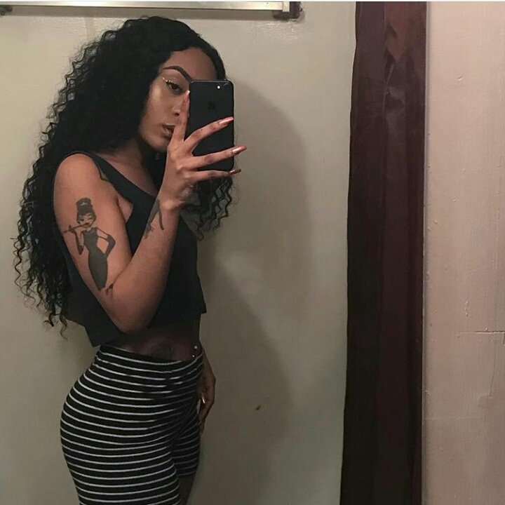 blck_pwr's tweet photo. Like you're my mirror https://t.co/fzbDVNTmm8