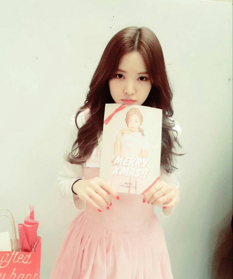 s_k_fashion's tweet photo. 🍎❤🍎❤🍎❤🍎❤

今日はApinkのナウンのセンイルです🎉🎉🎉🎉🎉💓💓

Happy Birthday🎉🌟🎉🌟🎉

#manigirl #Apink 
@qy__oo https://t.co/hm5zp4DmEG