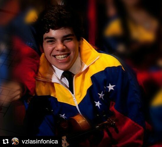 #Repost <a href="/vzlasinfonica/">Venezuela Sinfónica</a> with <a href="/repostapp/">Repost</a>
・・・
José Miguel Rodríguez: “No hay nada que no cure… ift.tt/2kYQSOt