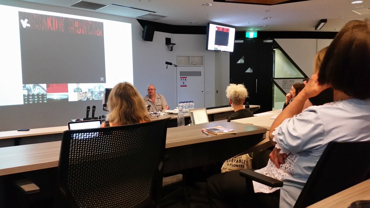 MutinyMedia's tweet image. #Docuverse symposium kicked off with Dr Craig Hight talking about software designers and user as co-creators in i-docs #rmit #nonfictionlab