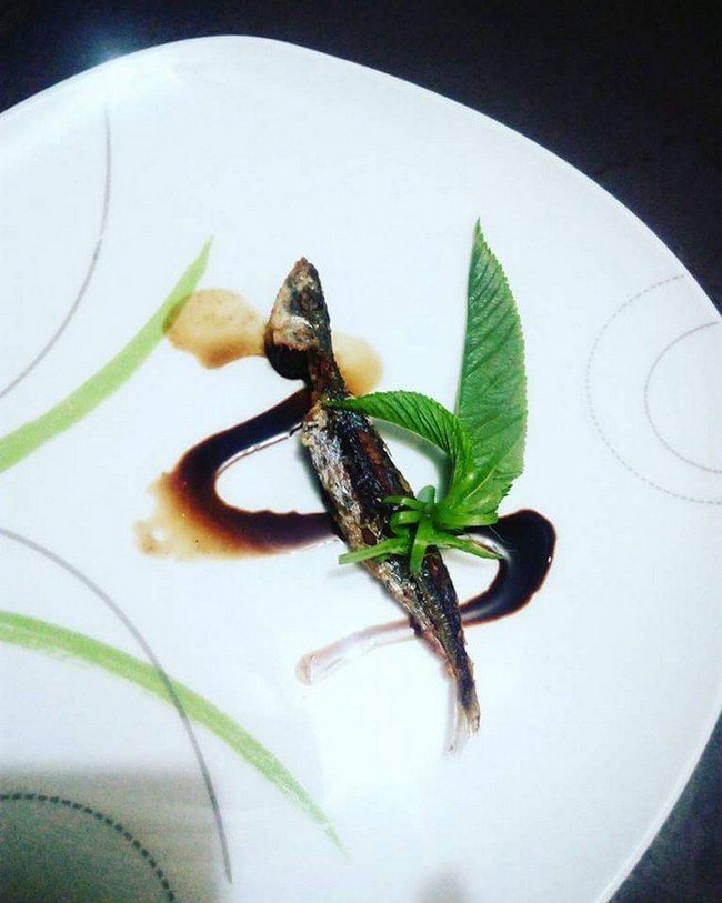 skeleton_fish's tweet photo. A fancy dish for a fancy restaurant :) I do not remember where did I get this from :'( https://t.co/7DdtBacBUj