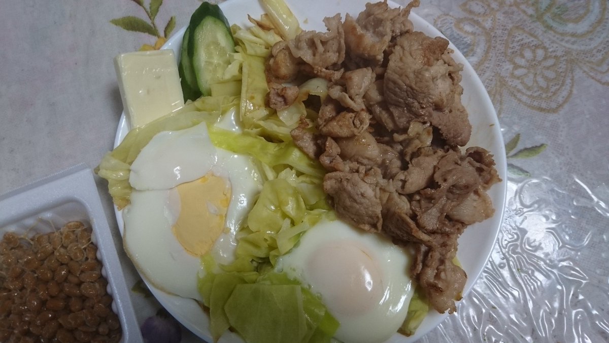 Ozu_pon's tweet photo. 本日の朝ごはん

昨日話を聞くと、食べないというのは無いようで、たんぱく質をとにかく取っていくということらしい https://t.co/vrmqsa0I51