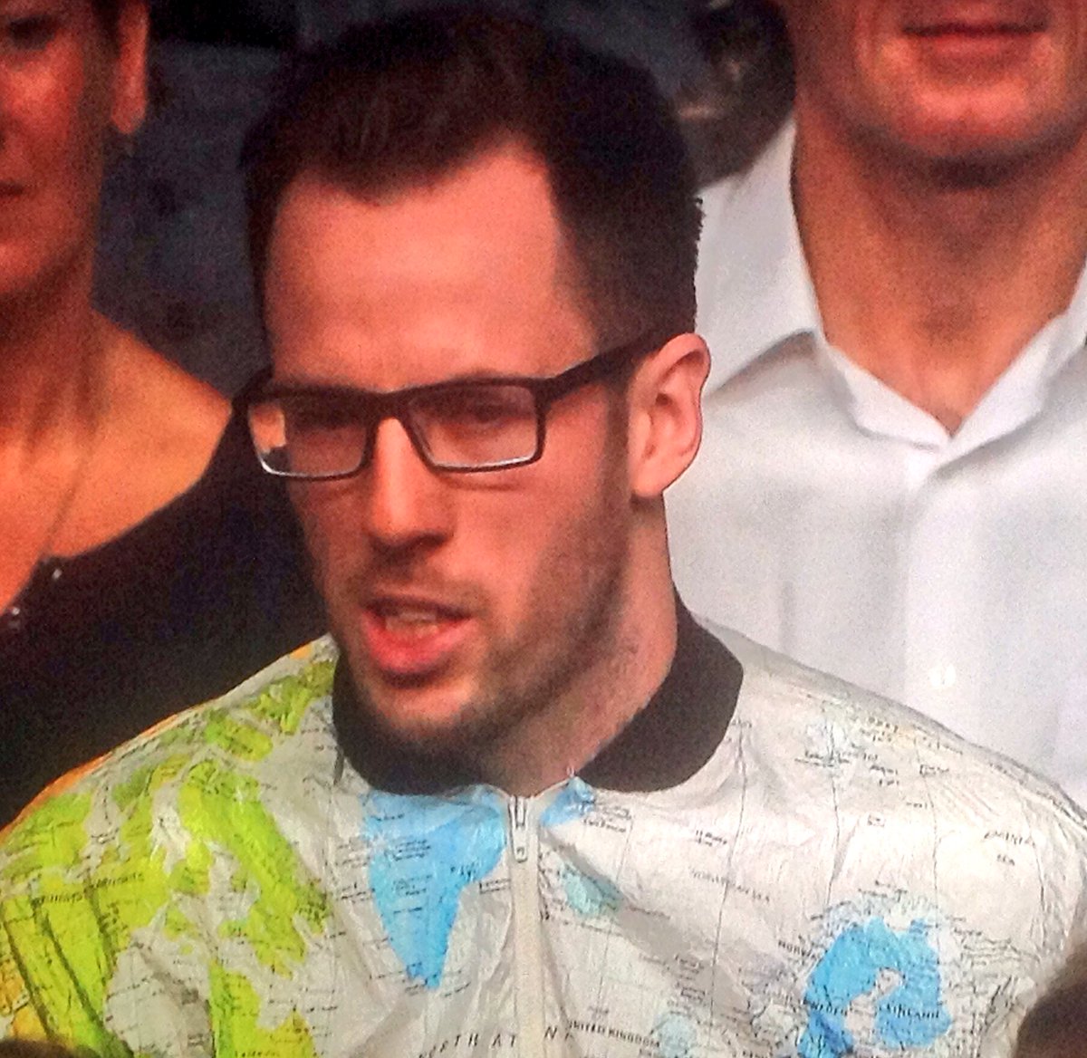 chrisbrothwood's tweet photo. Just switched back over at end of #bbcqt and at last they have a man of the world representing we the people ... #greattop https://t.co/gLr9ul7Y50