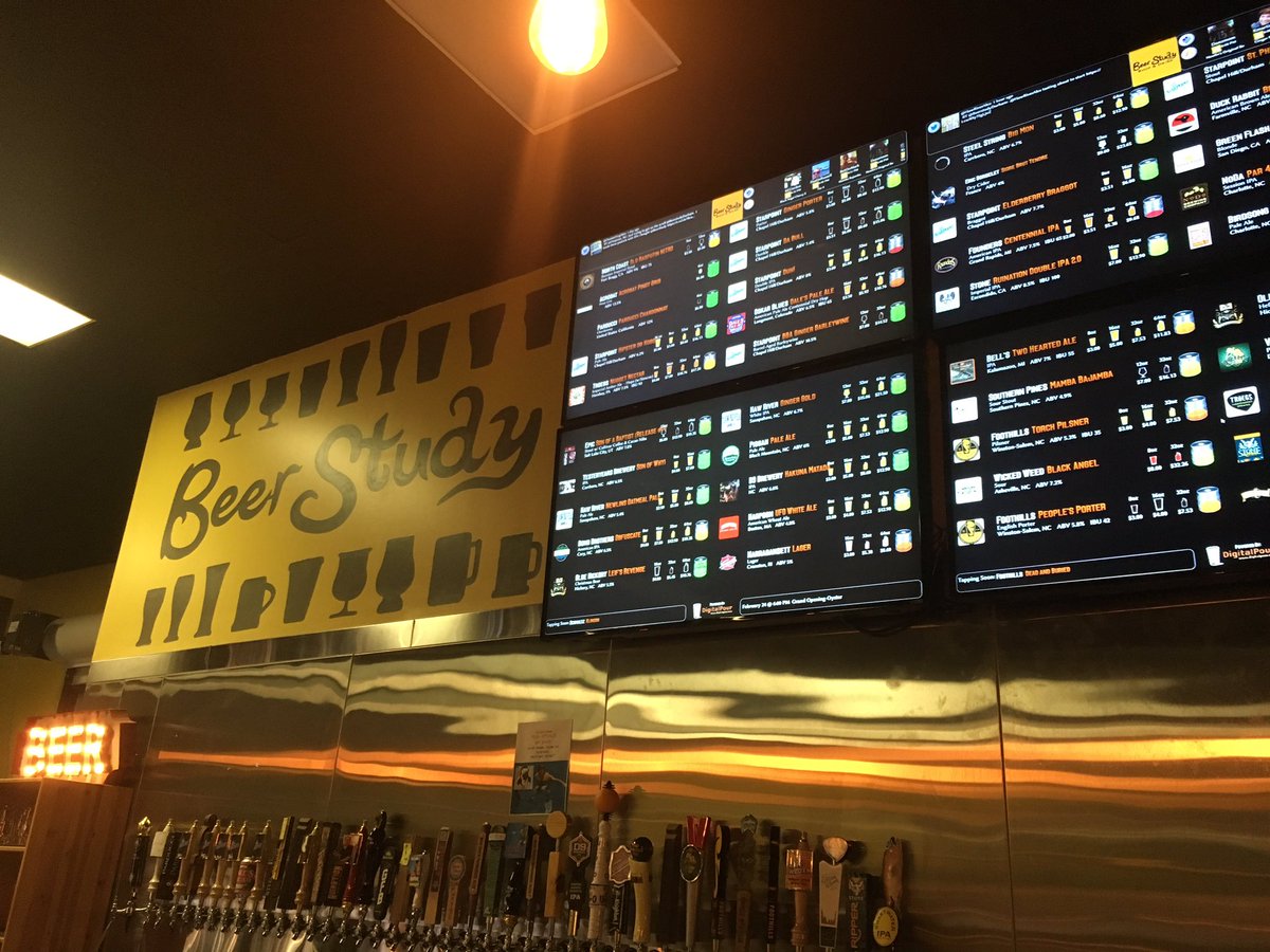 BIGROSS00's tweet image. Whilst in a college town, cram #beerstudy #BEATDOOK #unc #UNCvsDUKE