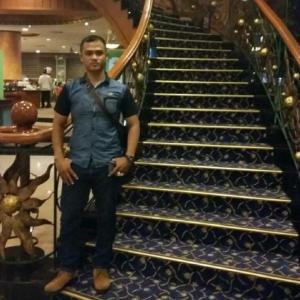 Come join me, or you'll be left behind #BIGOLIVE > share guys.  web.live.bigo.sg/2115040736_631…