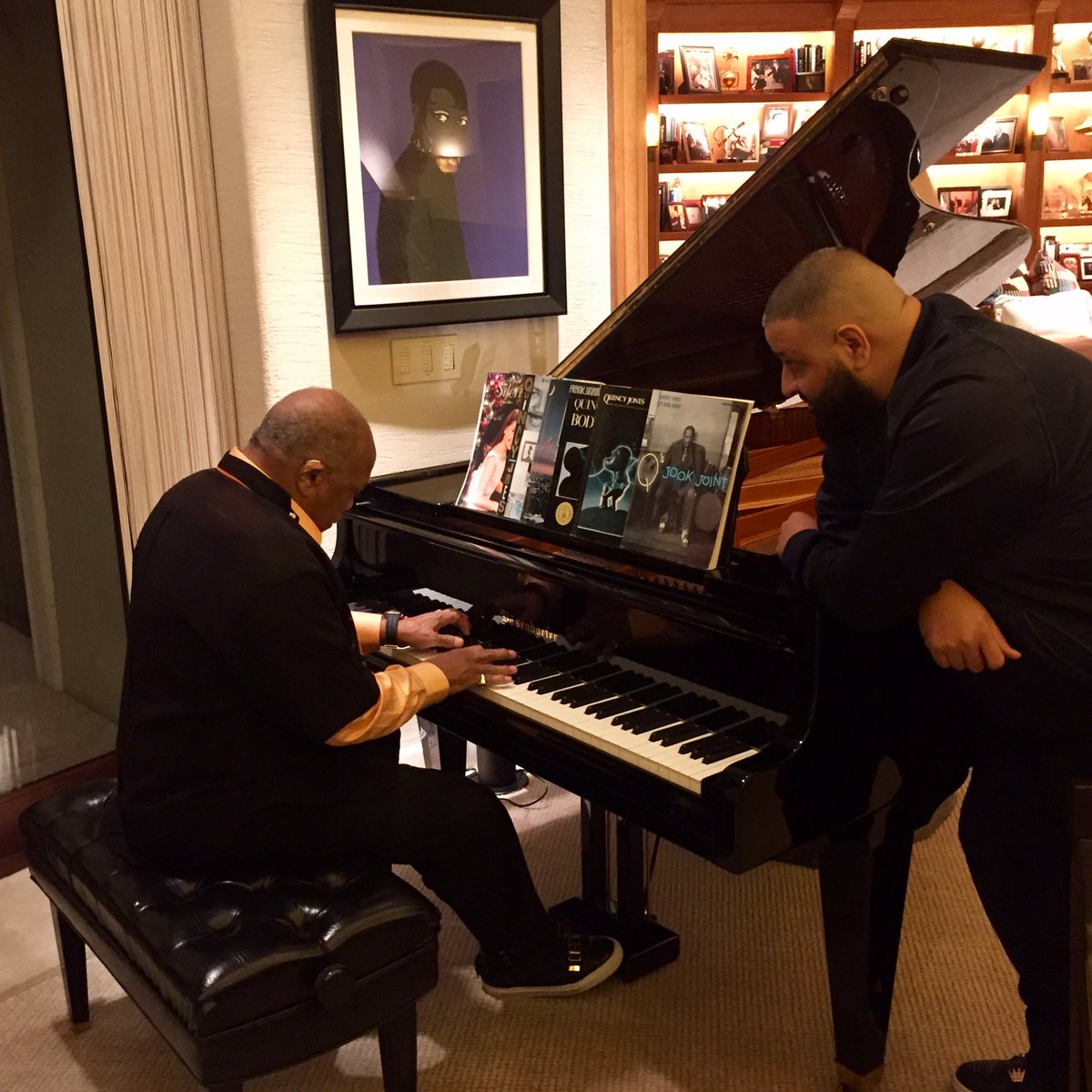 Does Quincy Jones Play Piano