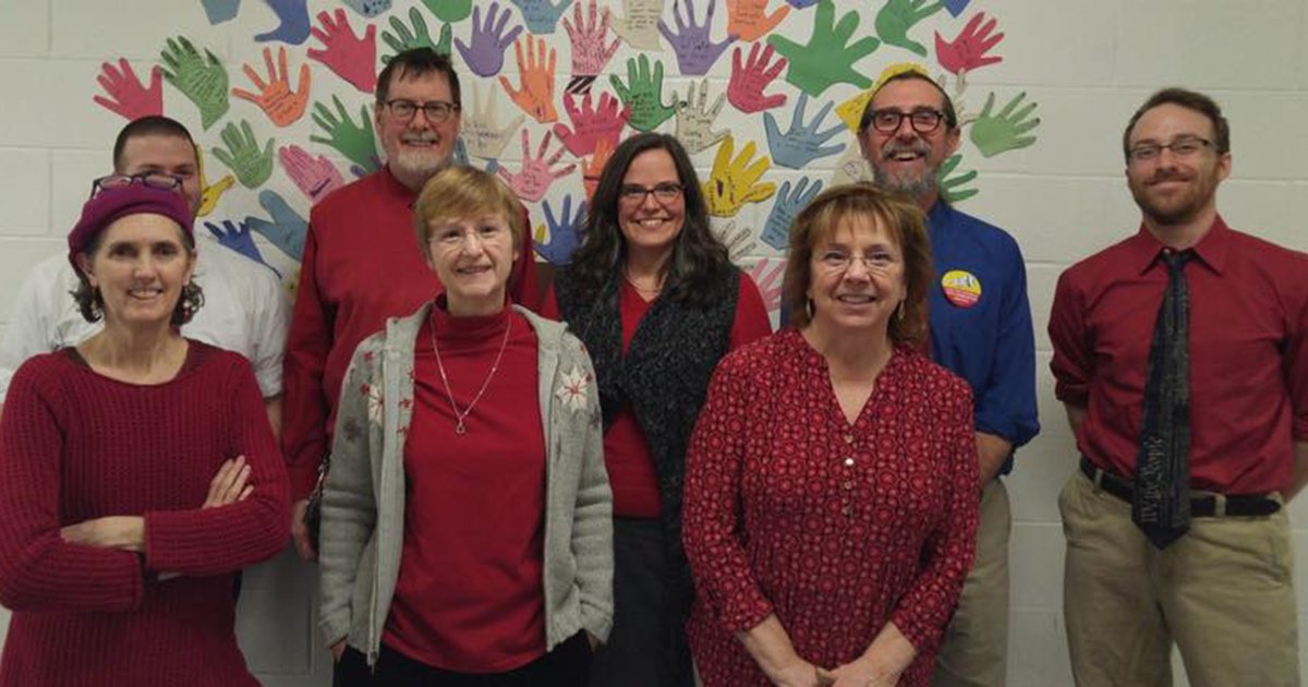 Getting ready to wear #RedforPublicEd tomorrow? Here's some inspiration. masstea.ch/2kUfHeE #maedu