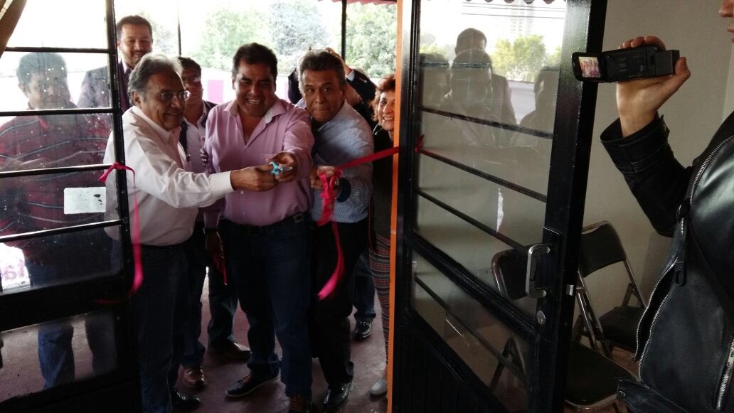lucianodiputado's tweet photo. Estamos abriendo casas humanistas en toda la CdMx, ¡ahora inauguramos en Cuajimalpa! ¡Visítanos, en este partido todos cabemos! https://t.co/YVhmtdhds4