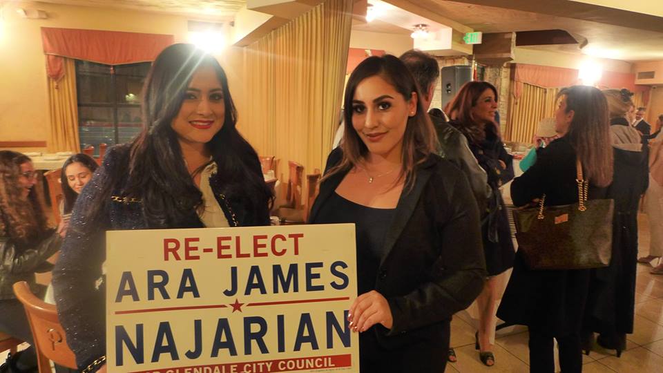 AraJNajarian's tweet photo. Want a lawn sign? You can pick one up from our office at 520 E Broadway #300 or send us a request at araforcitycouncil@gmail.com. #VoteAra https://t.co/NbtmYHP2F8