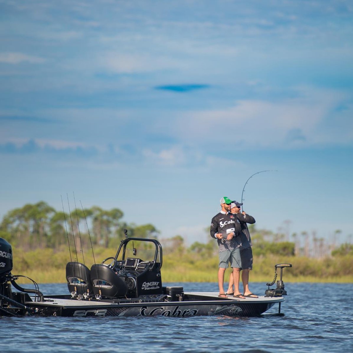 CobraElectronic's tweet image. Throwing it back to this great shot from Bobby Weir instagram.com/p/BMKHgj0AlTu/ #TBT #cobraelectronics #boat #fishing