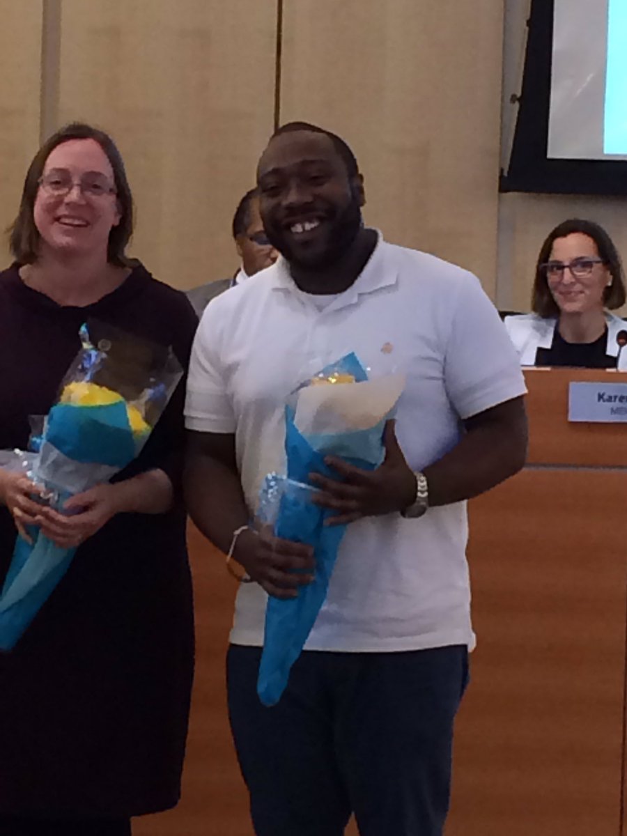 TCW_ENG_HIS's tweet photo. Congrats TC Williams teacher Steve Geter for achieving National Board Certification! Congrats to Jen Lay & Melissa King for renewal. #TLuv https://t.co/dZmvQhIzef