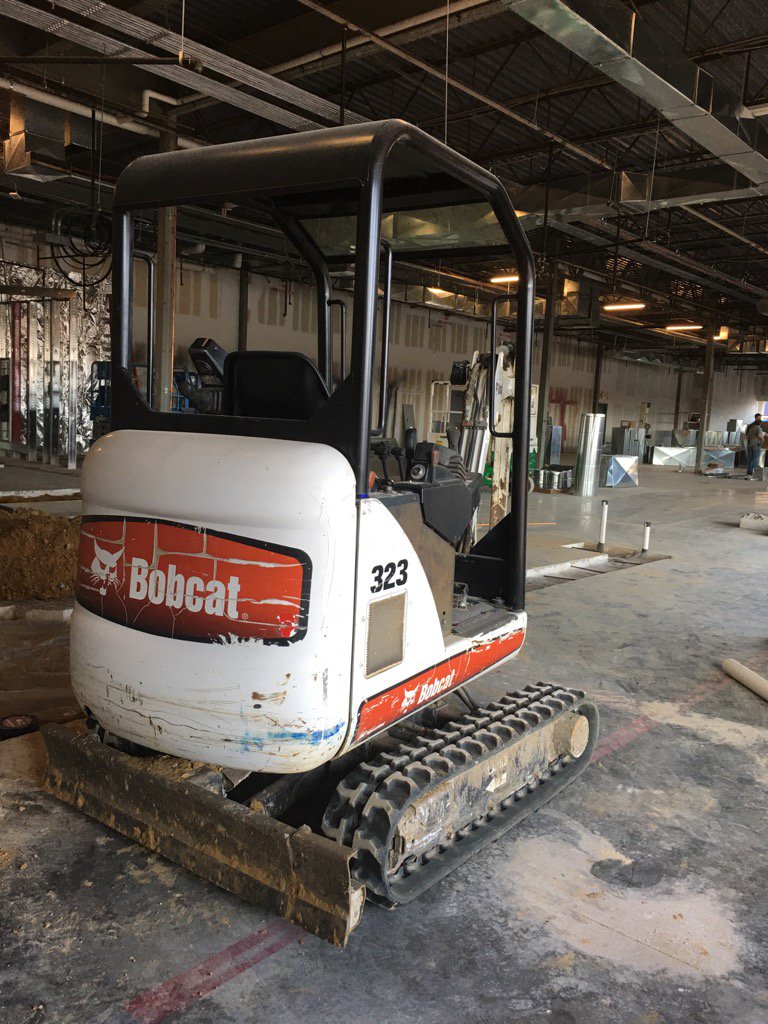 MooreBuilders's tweet photo. #getingitdone https://t.co/WA82xARGcO