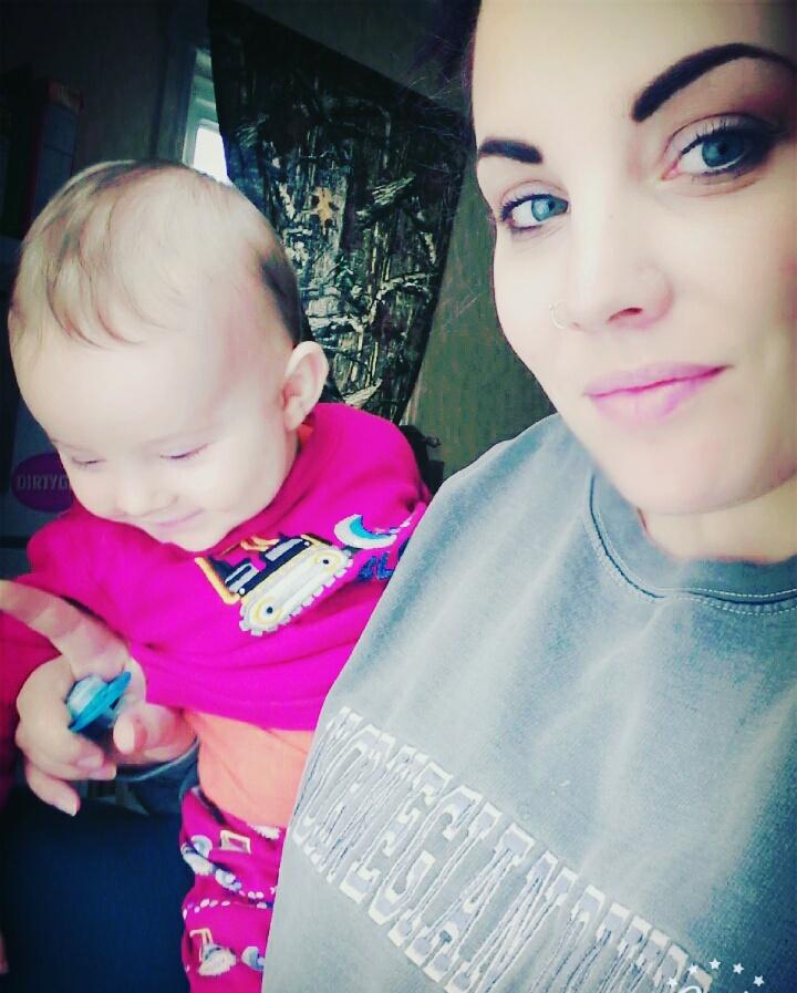 Christiitworks's tweet photo. Seeing snow for the first time
#mommy #SnowDay2017 #mommiesprince #momlife #health  #WorkFromHome https://t.co/40hzq57PsG