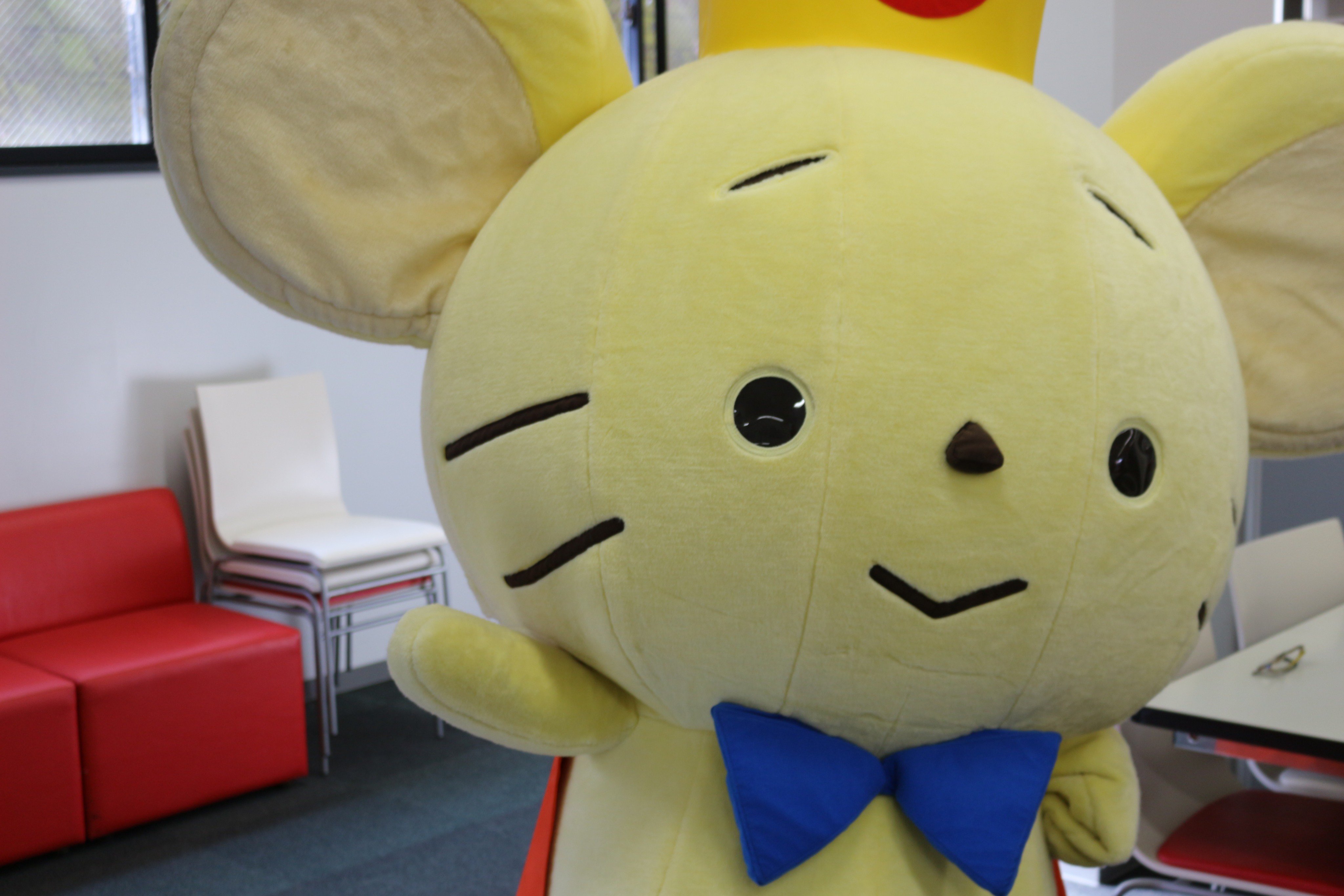 中央大学マスコットキャラクター 「チュー王子」 特大ぬいぐるみ 希少